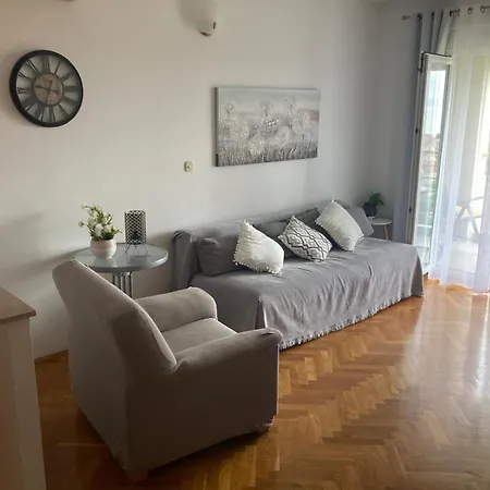 Coastal Calm Apartment Makarska