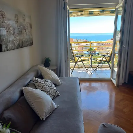 Coastal Calm Apartment